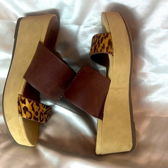 NATURALIZER Urbana Platform Wedge Brown Leather Calf Hair Cheetah Print Size 8 - Picture 5 of 11